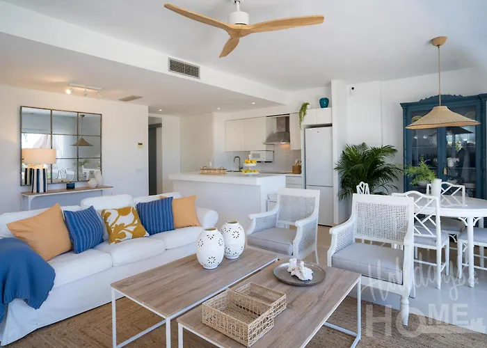 Beachfront Elviria Ii,sea Views, Lovely Terrace And Pool Apartment Marbella