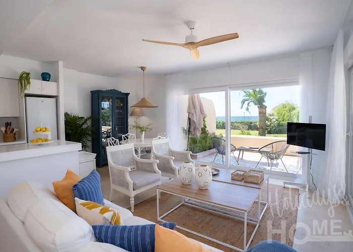 Beachfront Elviria Ii,sea Views, Lovely Terrace And Pool Marbella
