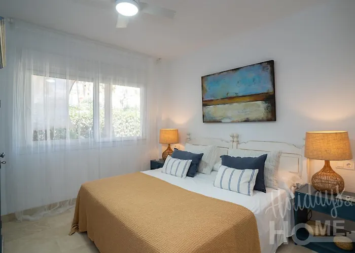 Beachfront Elviria Ii,sea Views, Lovely Terrace And Pool Marbella