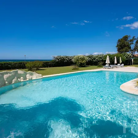 Neptuno Ii Beachfront Elviria,sea Views,lovely Terrace And Pool * Marbella