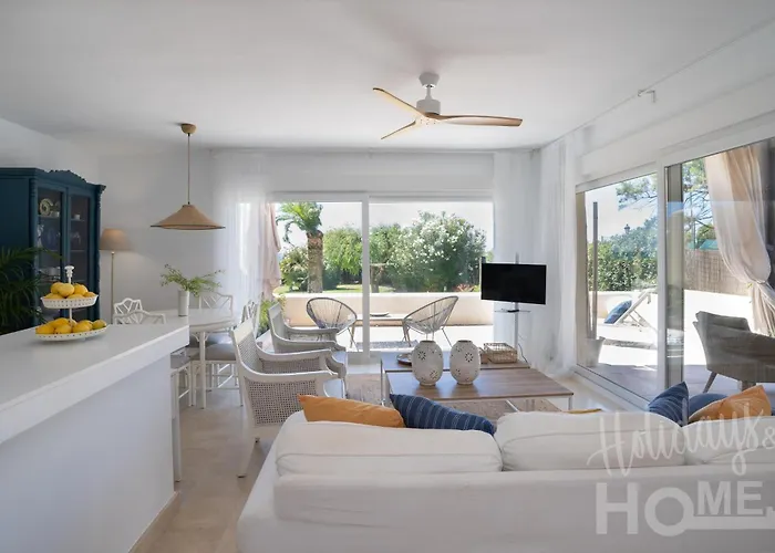 Beachfront Elviria Ii,sea Views, Lovely Terrace And Pool Apartment *