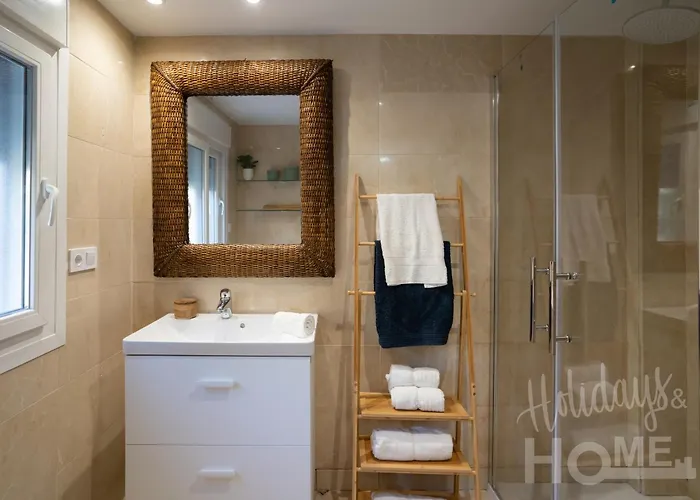 Apartamento Beachfront Elviria Ii,sea Views, Lovely Terrace And Pool Marbella
